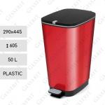 Plastyk Kosz na śmieci plastikowy z pedałem 50 L metaliczny czerwony